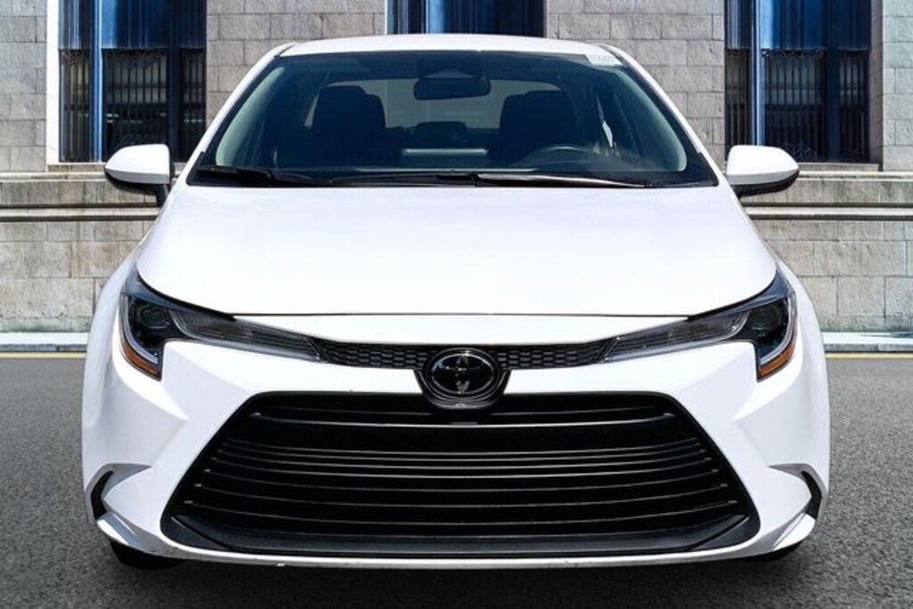 Used 2025 Toyota Corolla LE Sedan