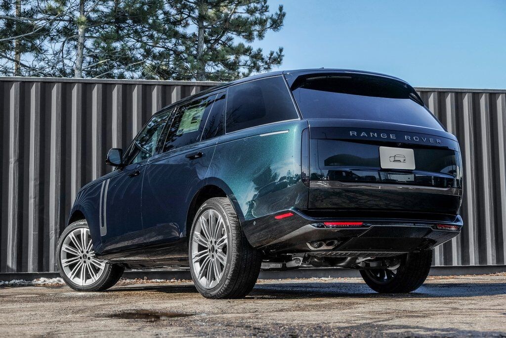 New 2026 Land Rover Range Rover P530 SE 7 Seat SUV