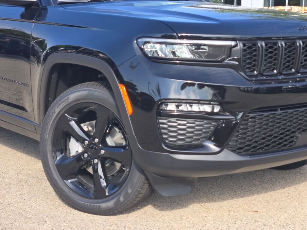 New 2025 Jeep Grand Cherokee Limited SUV