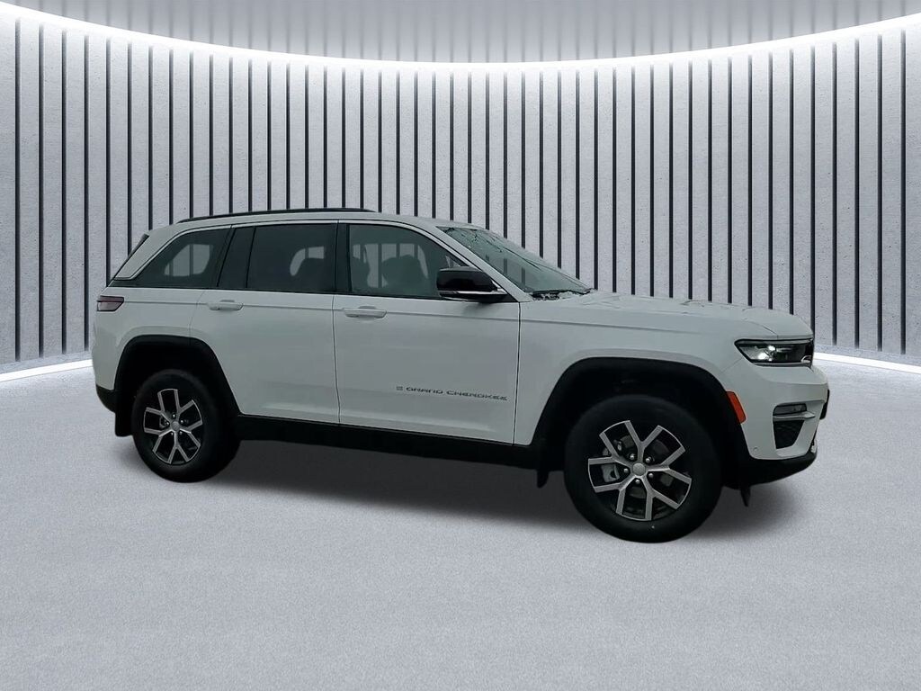 New 2025 Jeep Grand Cherokee Limited SUV