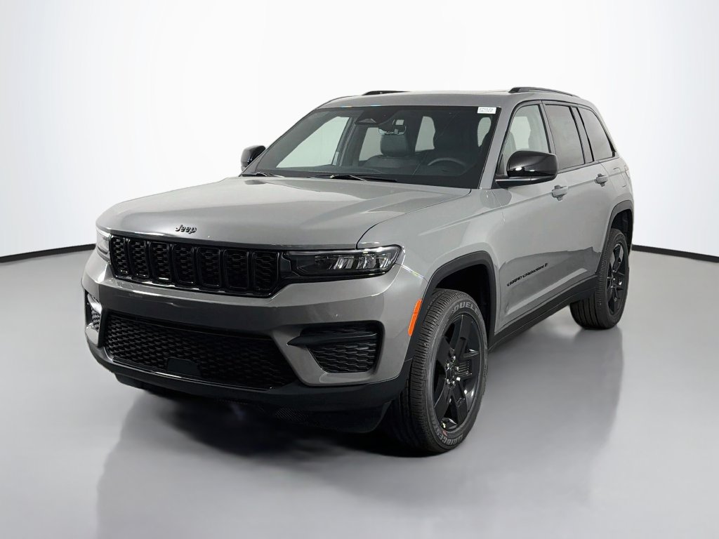 New 2027 Jeep Grand Cherokee Laredo SUV
