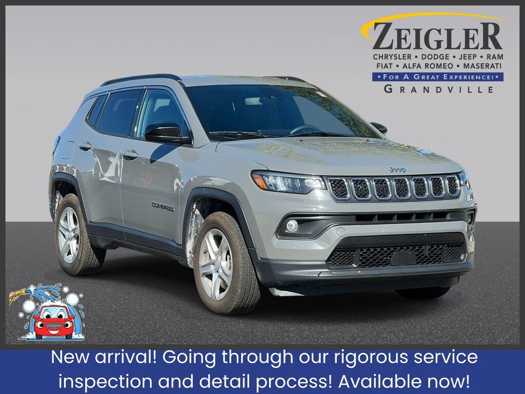 Used 2024 Jeep Compass Latitude SUV