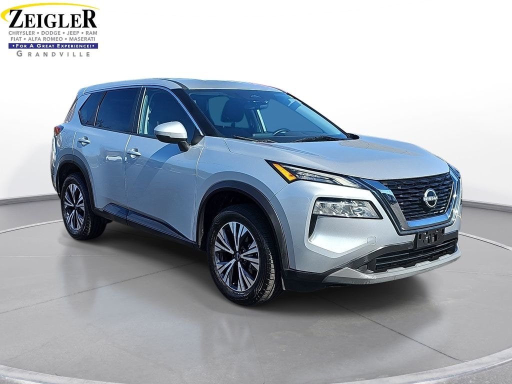 Used 2022 Nissan Rogue SV SUV