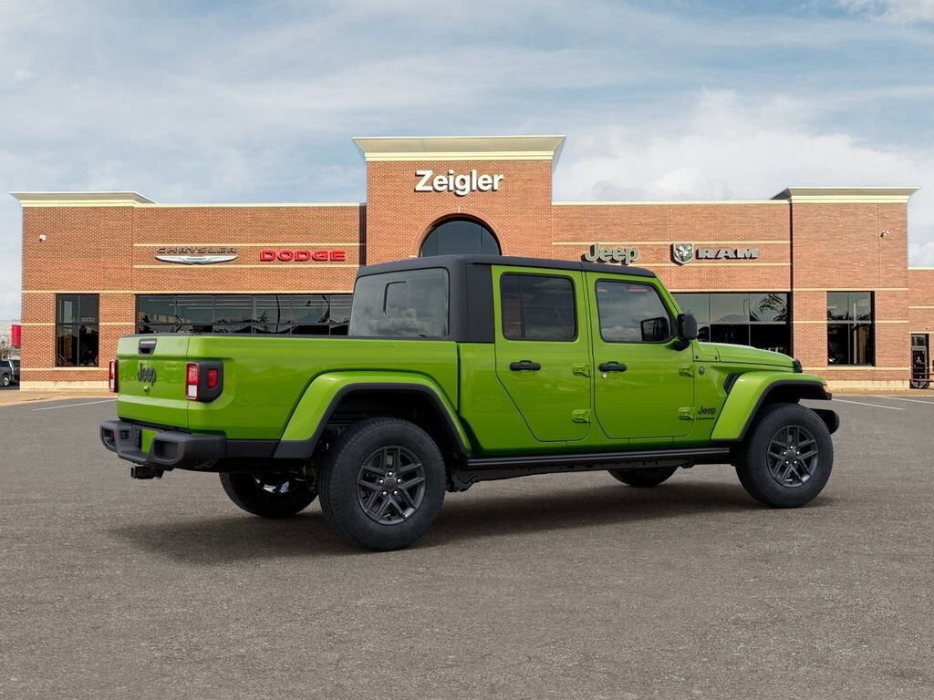 New 2026 Jeep Gladiator Sport Truck Crew Cab