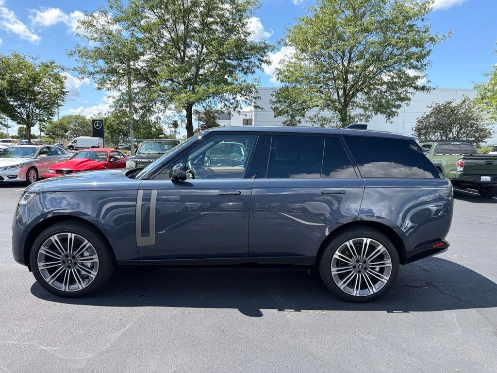 Used 2025 Land Rover Range Rover SE SUV