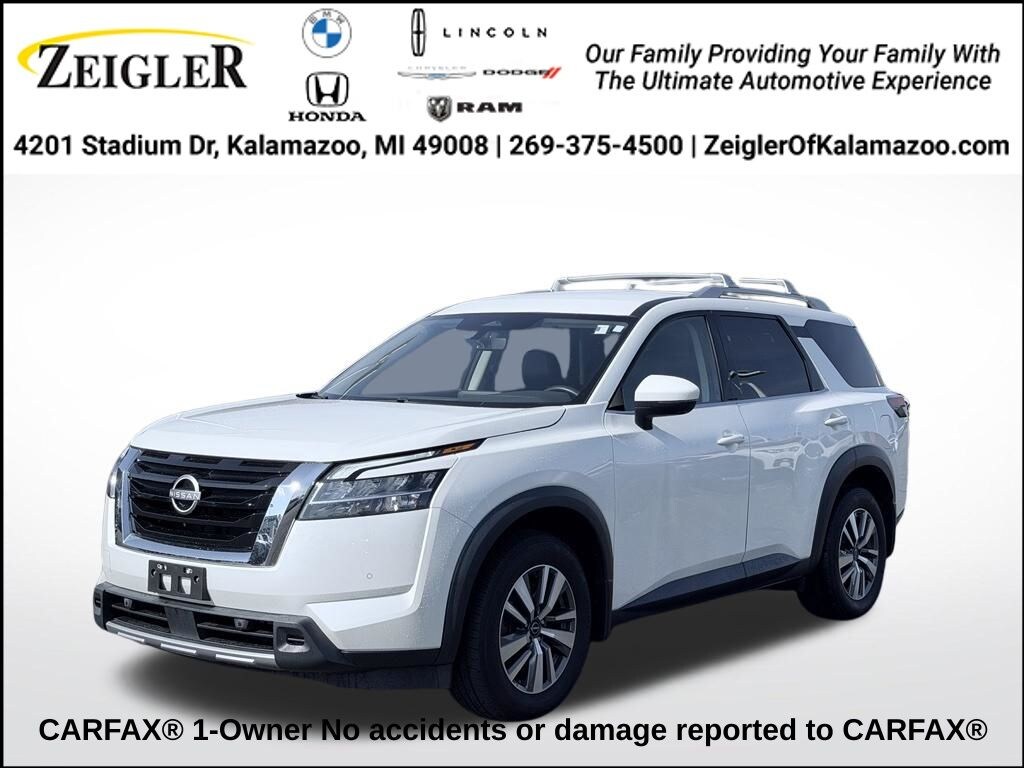 Used 2023 Nissan Pathfinder SL SUV