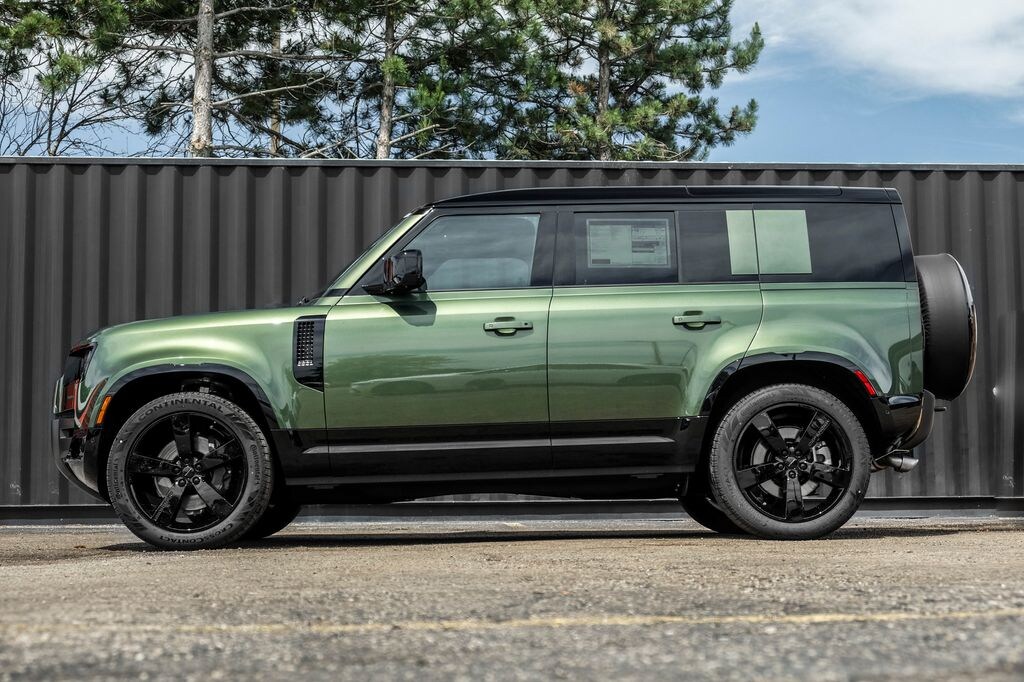 New 2026 Land Rover Defender 110 X-Dynamic SE SUV