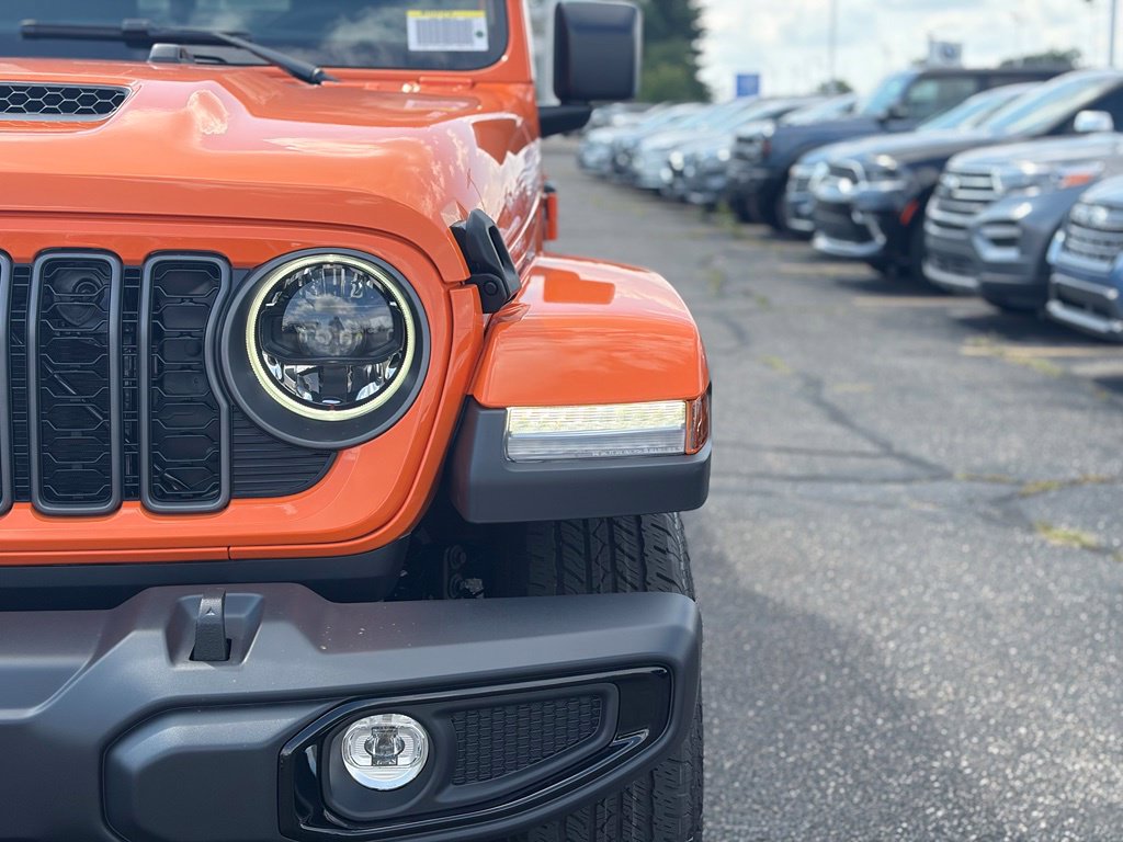 New 2026 Jeep Gladiator Sport Truck Crew Cab