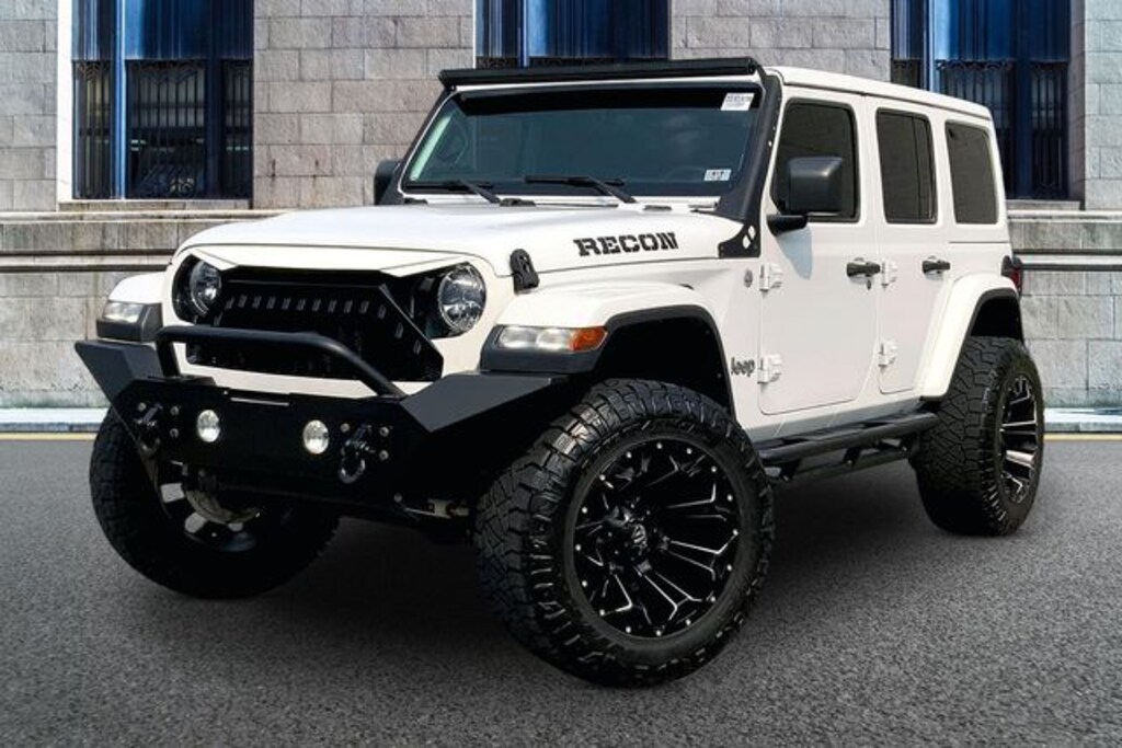 Used 2019 Jeep Wrangler Unlimited Sahara SUV