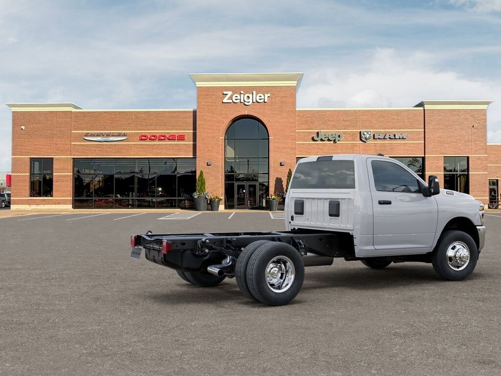 New 2026 Ram 3500 Chassis Cab Tradesman/Big Horn Truck Regular Cab