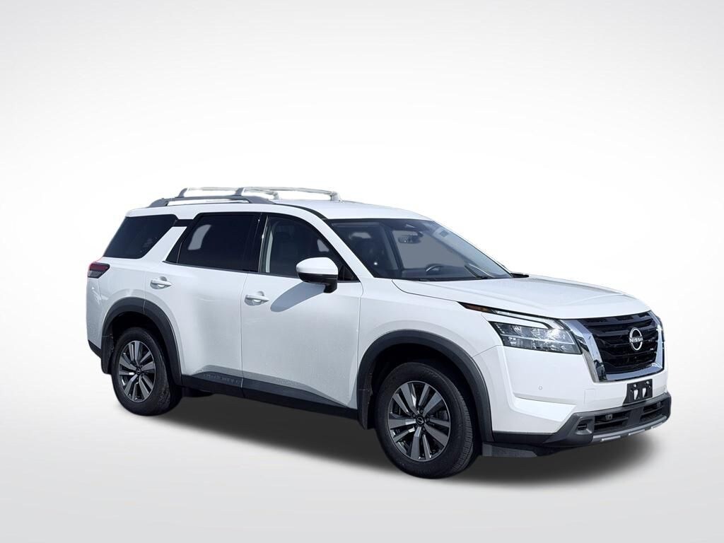 Used 2023 Nissan Pathfinder SL SUV