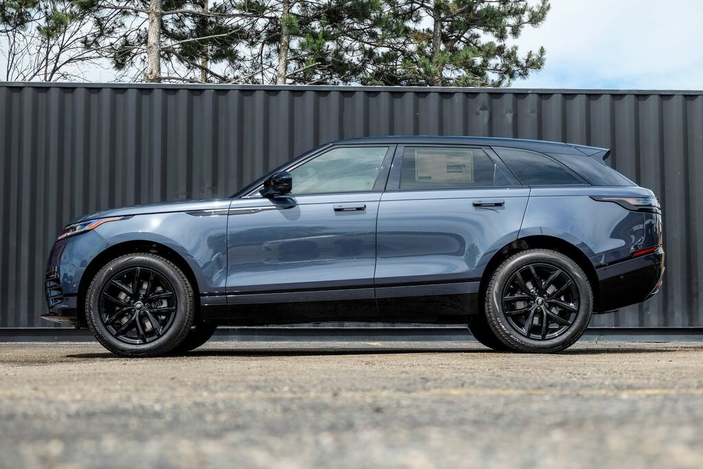 New 2026 Land Rover Range Rover Velar P250 Dynamic SE SUV