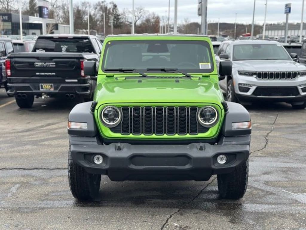 New 2026 Jeep Wrangler Sport SUV
