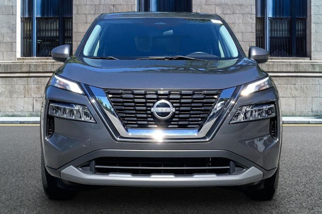 Used 2023 Nissan Rogue SV SUV