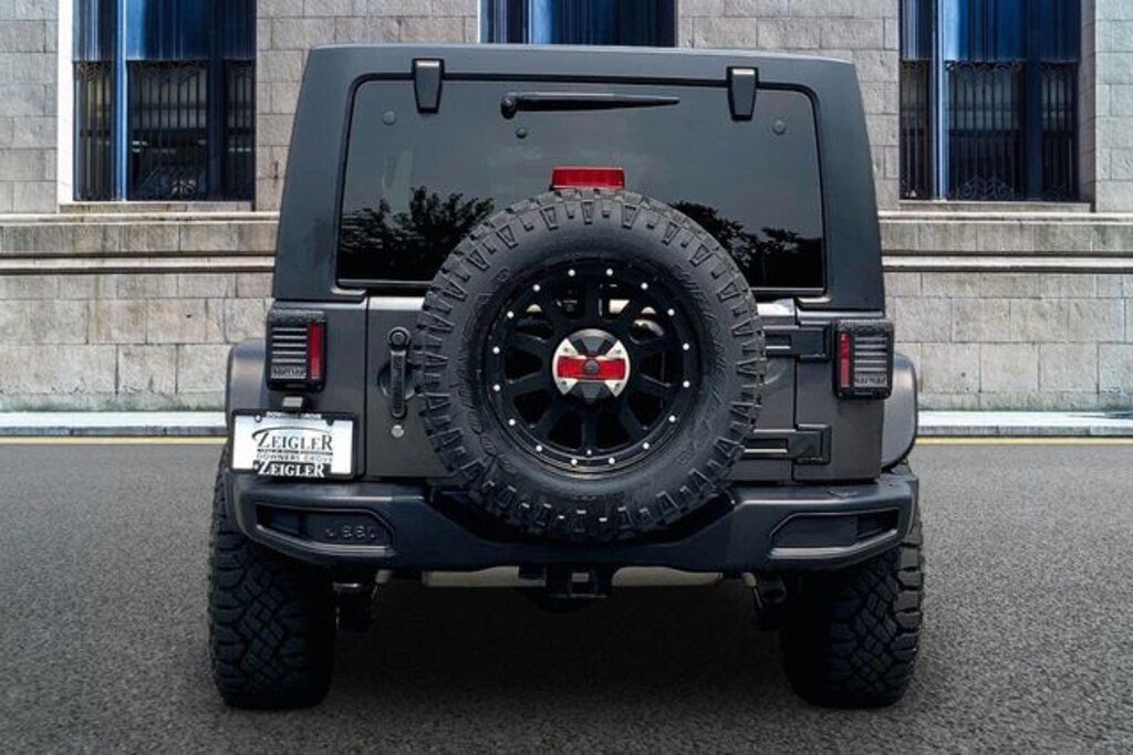 Used 2017 Jeep Wrangler Unlimited Sport SUV