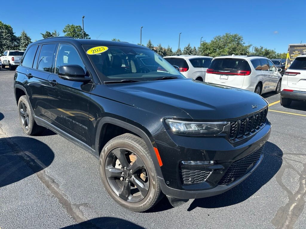 Used 2023 Jeep Grand Cherokee Limited SUV