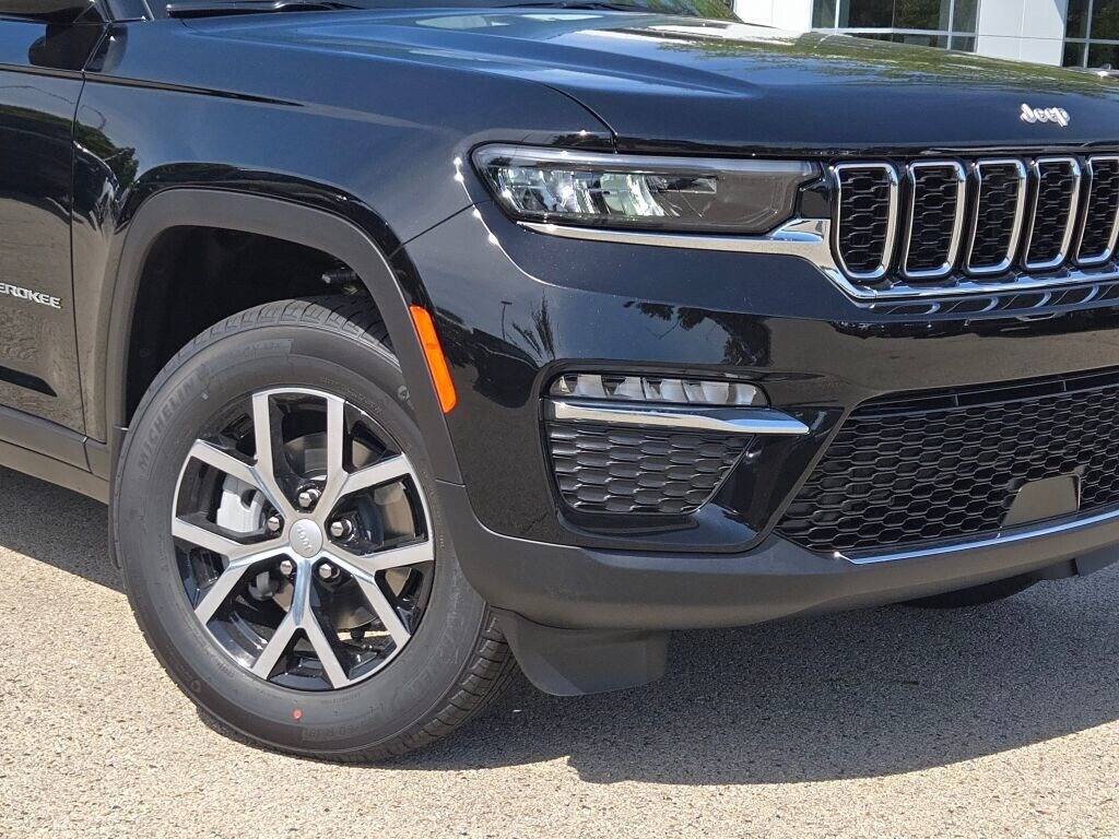 New 2025 Jeep Grand Cherokee Limited SUV