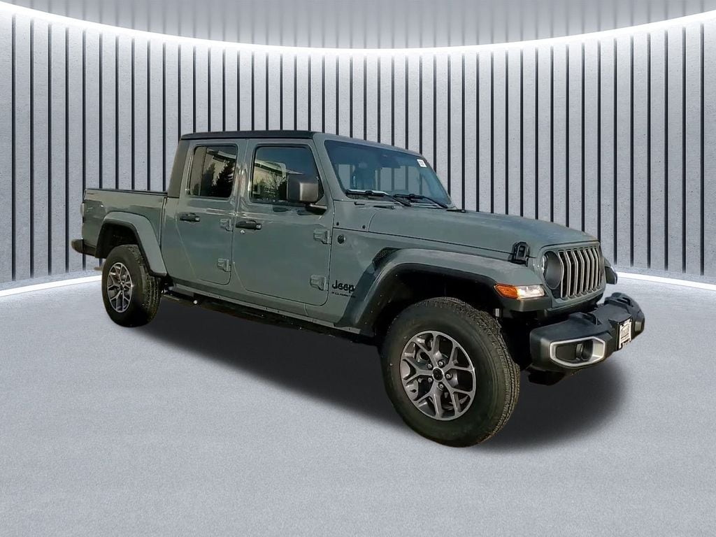 New 2026 Jeep Gladiator Sport Truck Crew Cab