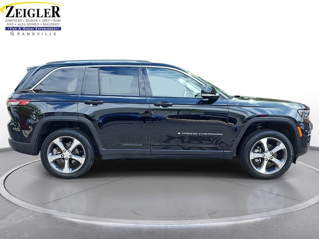 Used 2023 Jeep Grand Cherokee Limited SUV