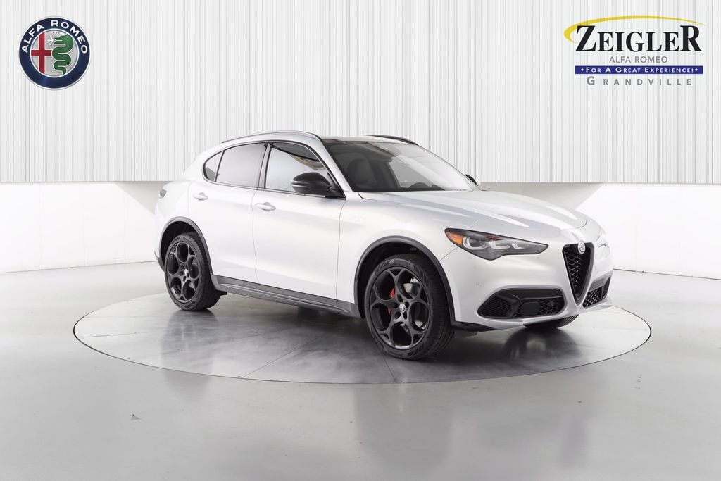 New 2025 Alfa Romeo Stelvio SUV