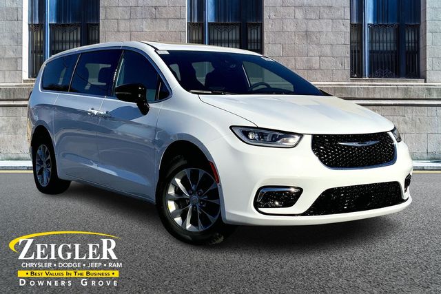 New 2026 Chrysler Pacifica Select Van Passenger Van