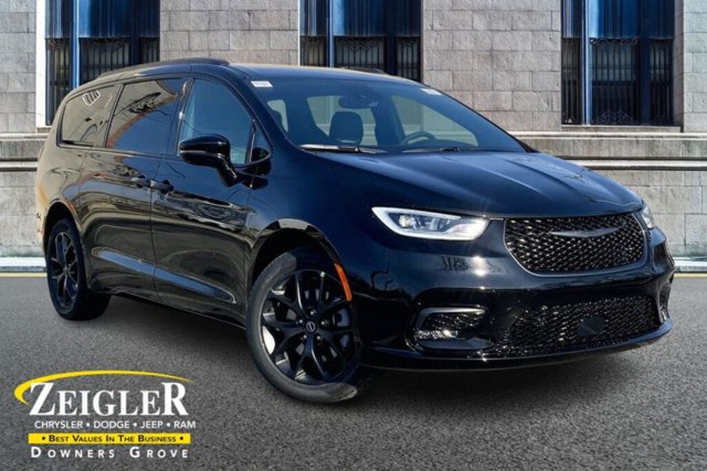 New 2026 Chrysler Pacifica Select Van Passenger Van
