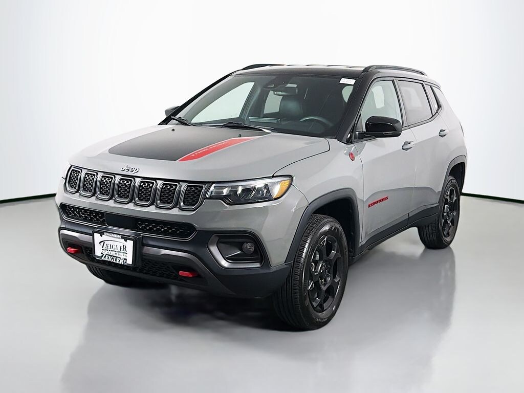 Used 2024 Jeep Compass Trailhawk SUV