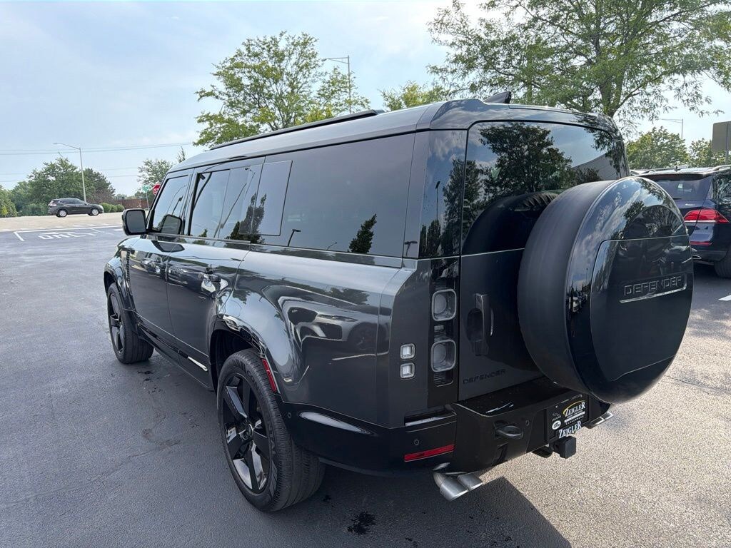 Used 2025 Land Rover Defender 130 V8 SUV