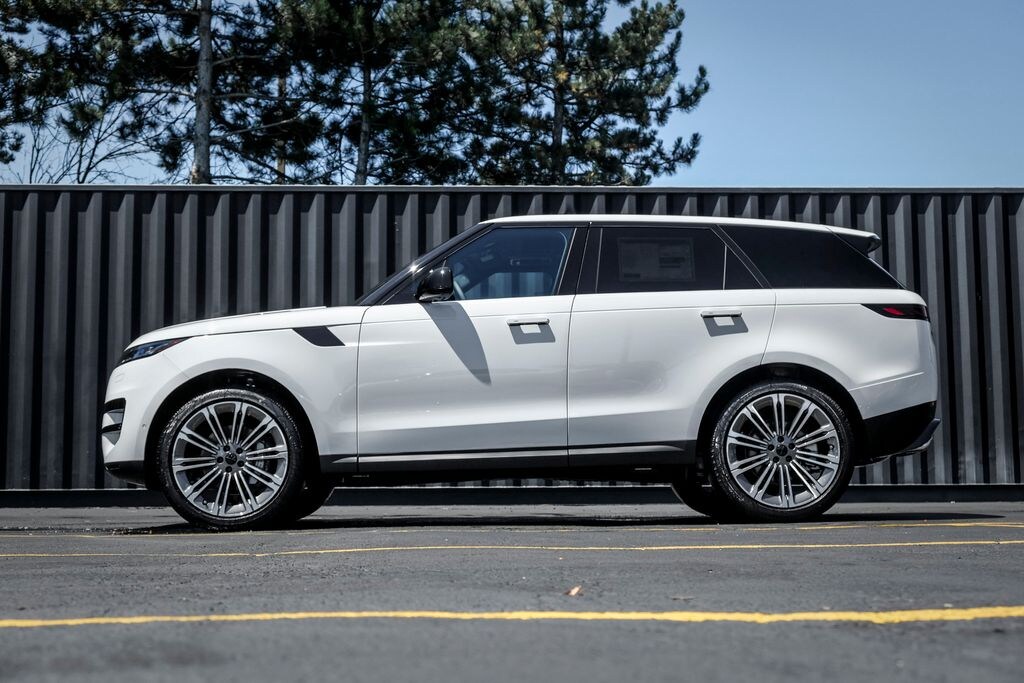 New 2026 Land Rover Range Rover Sport P360 SE SUV