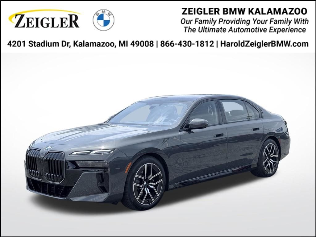 New 2026 BMW 740i xDrive Sedan
