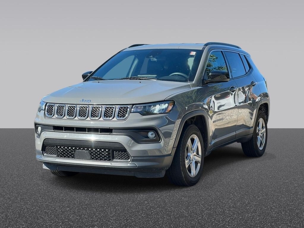Used 2024 Jeep Compass Latitude SUV