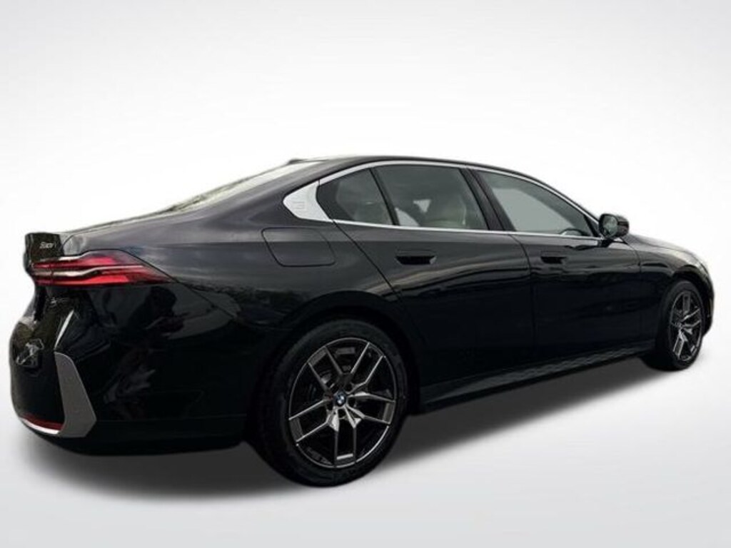 New 2026 BMW 530i xDrive Sedan