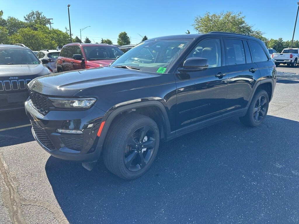 Used 2023 Jeep Grand Cherokee Limited SUV