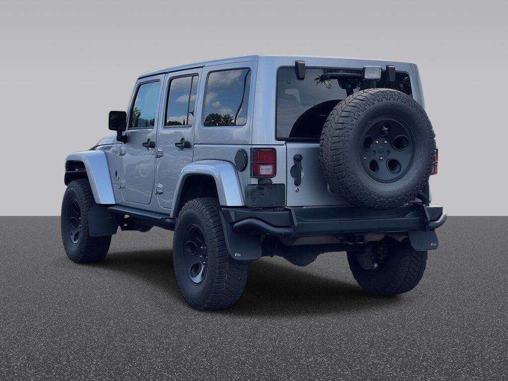 Used 2017 Jeep Wrangler Unlimited Rubicon Recon SUV