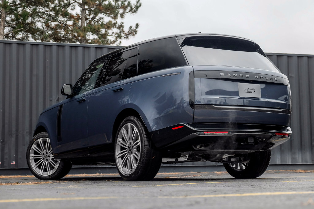 New 2027 Land Rover Range Rover P530 SE SUV