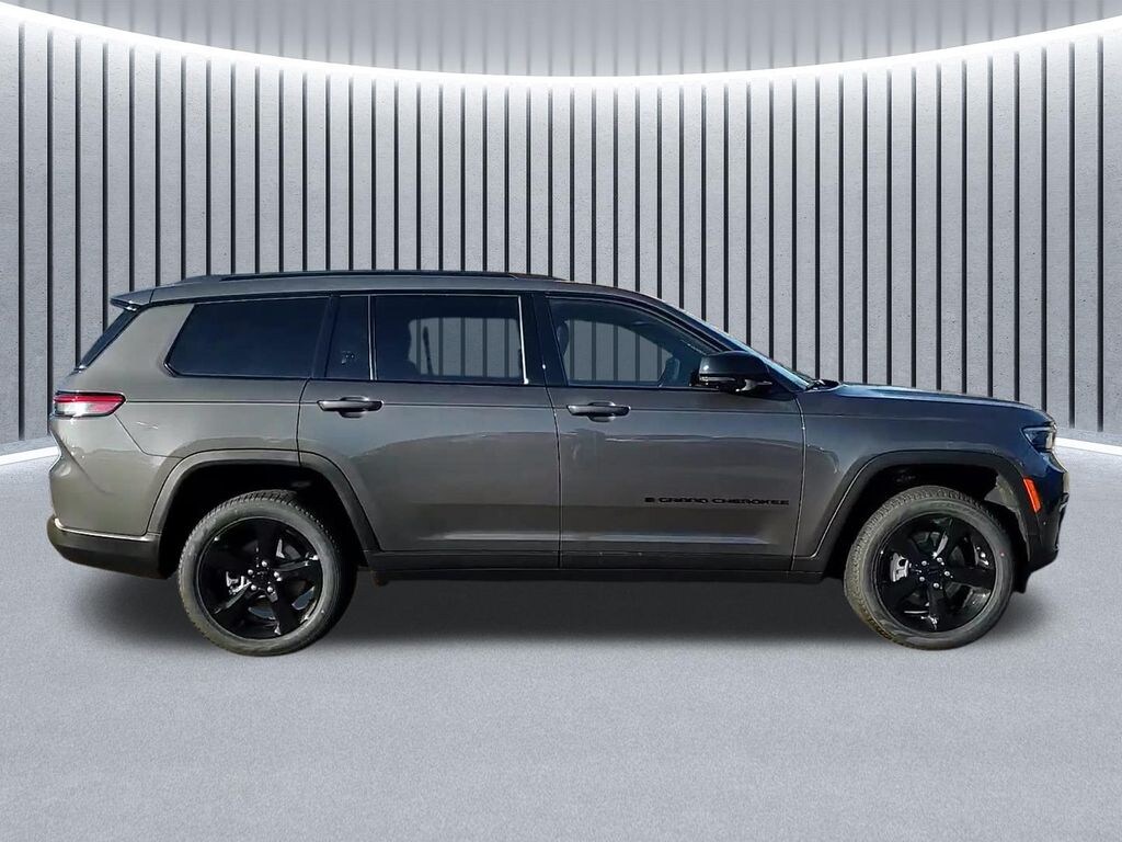 New 2025 Jeep Grand Cherokee L Limited SUV