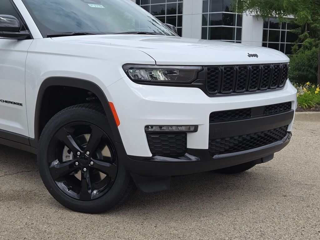 New 2025 Jeep Grand Cherokee L Limited SUV