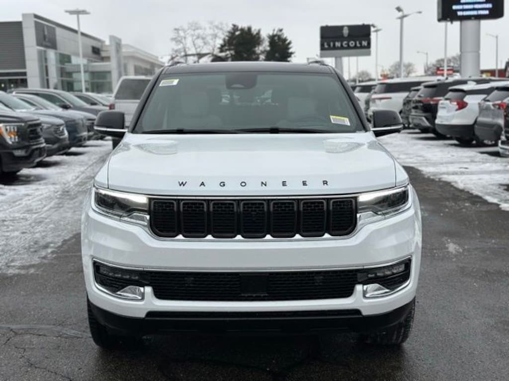New 2025 Jeep Wagoneer L Series III SUV