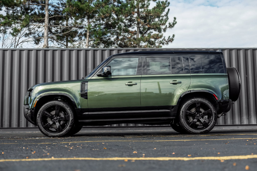 New 2026 Land Rover Defender 110 X-Dynamic SE SUV