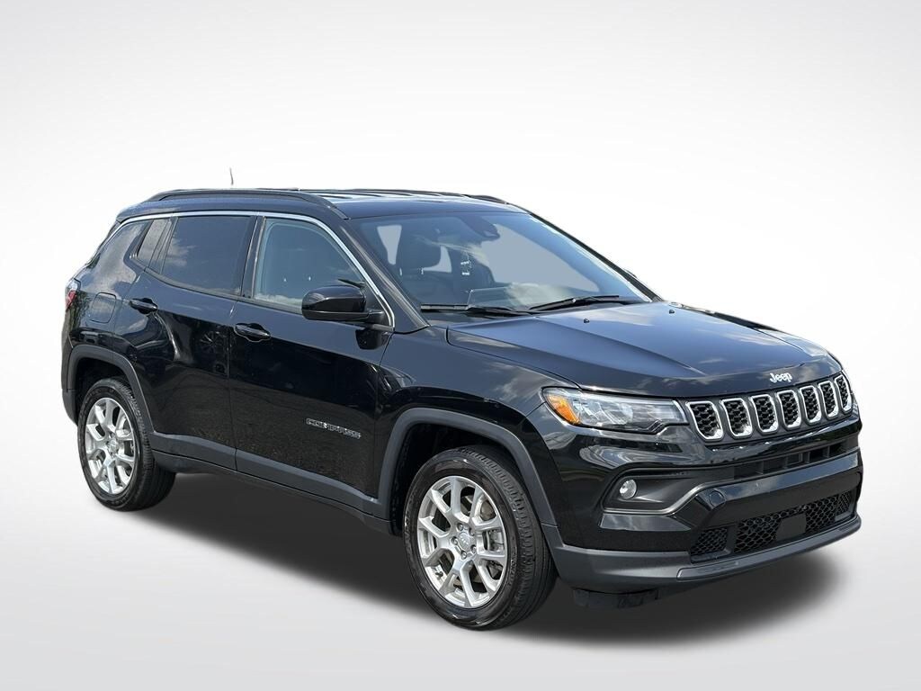 Used 2024 Jeep Compass Latitude Lux SUV