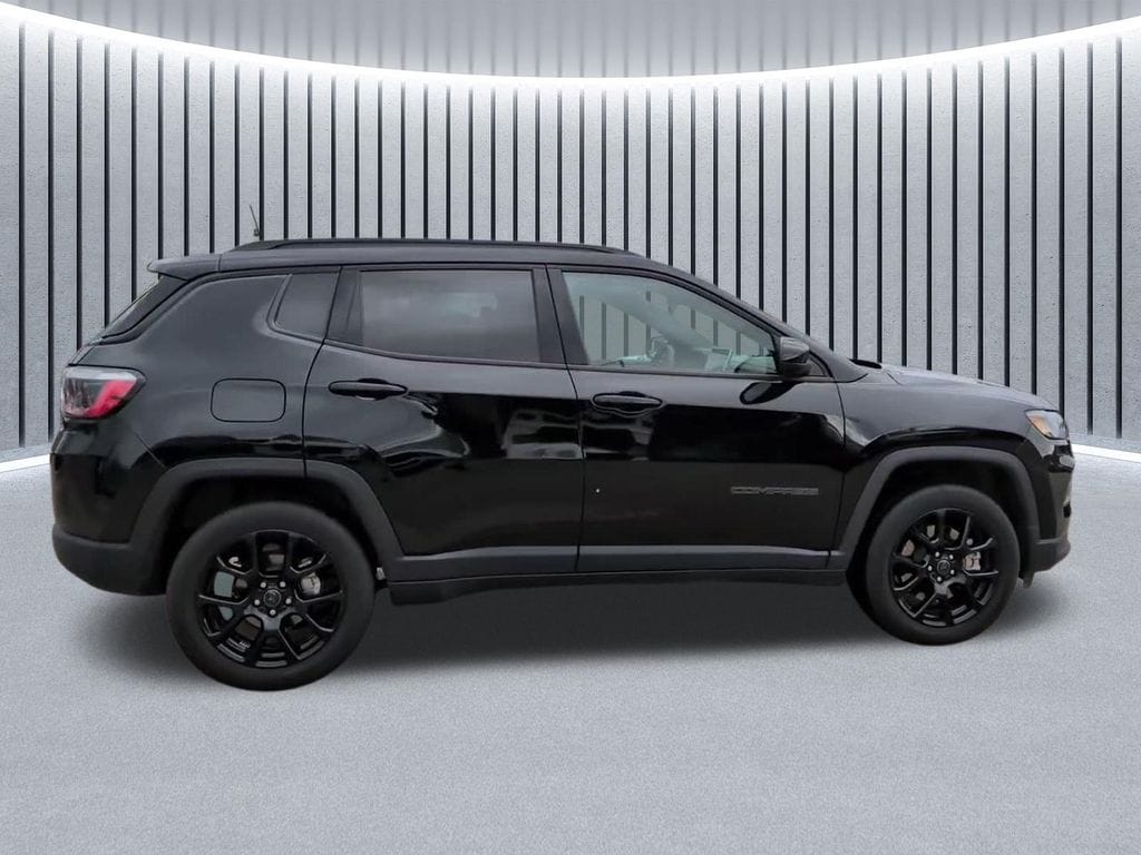 New 2026 Jeep Compass Latitude SUV