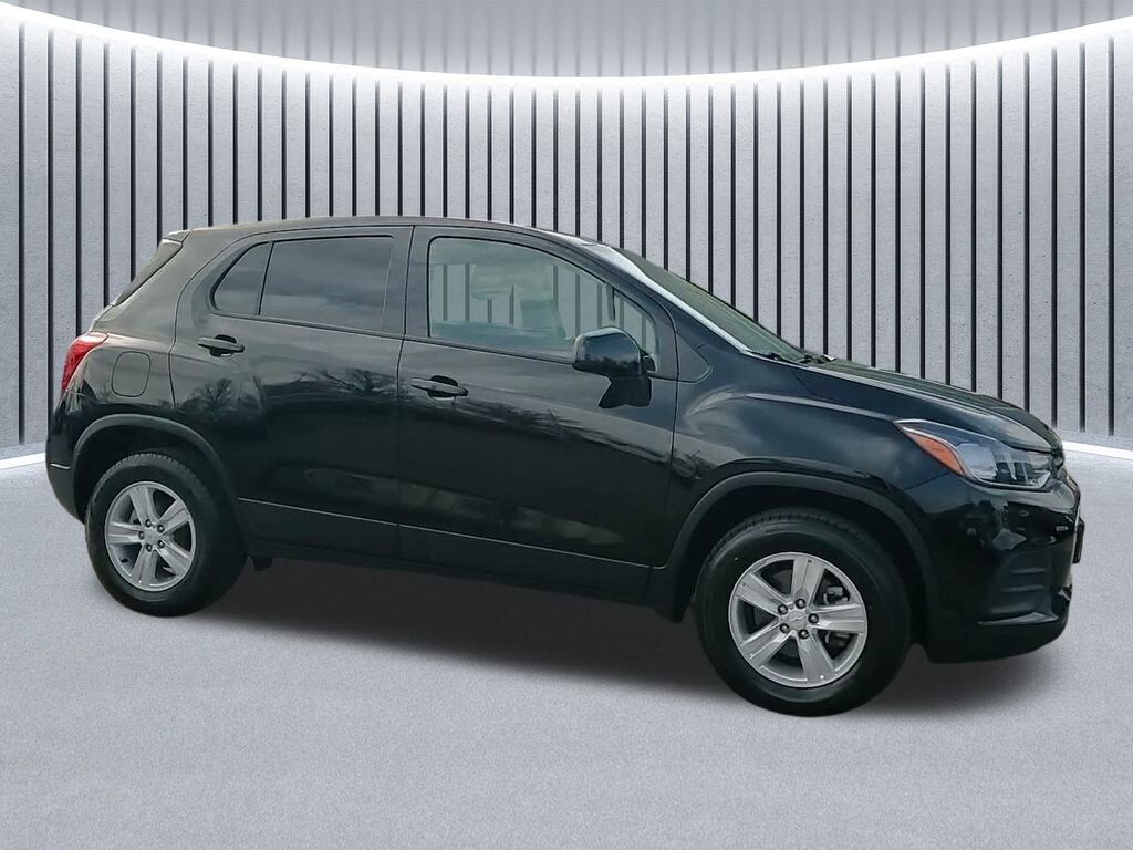 Used 2021 Chevrolet Trax LS SUV