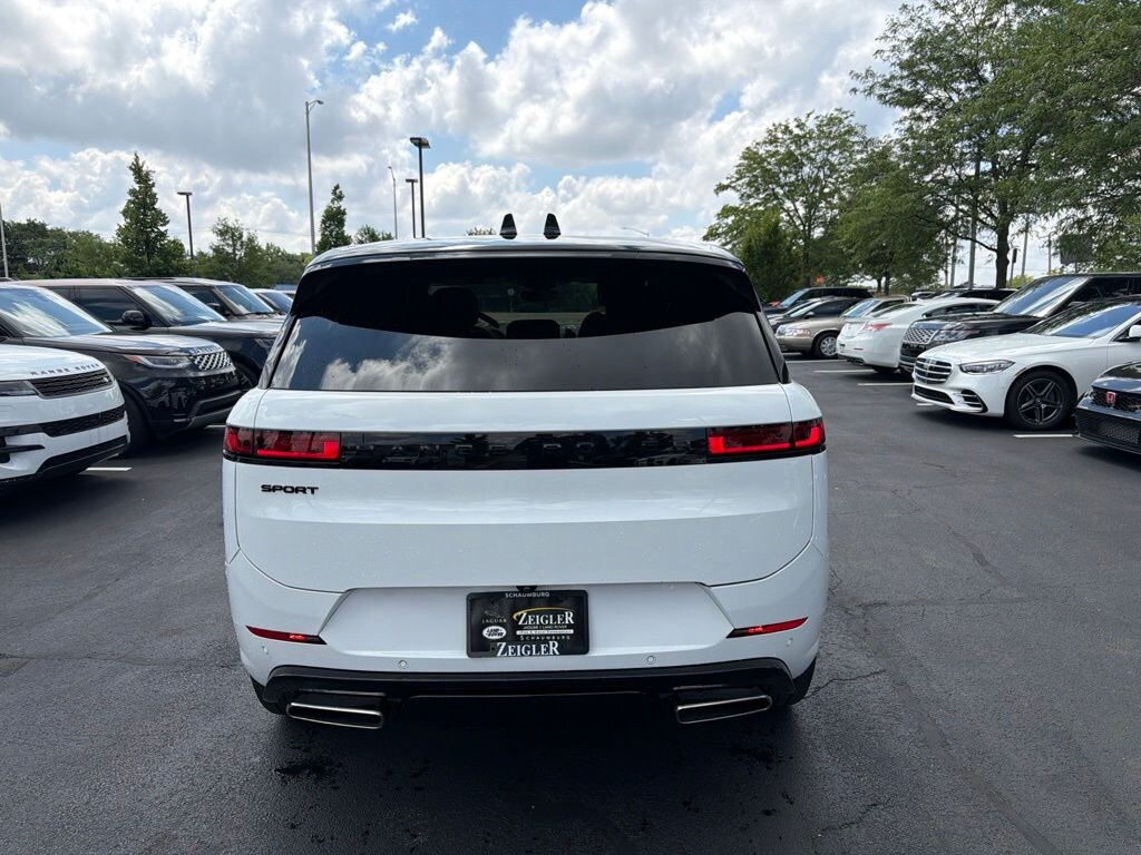 Used 2025 Land Rover Range Rover Sport Plug-in Hybrid Dynamic SE SUV
