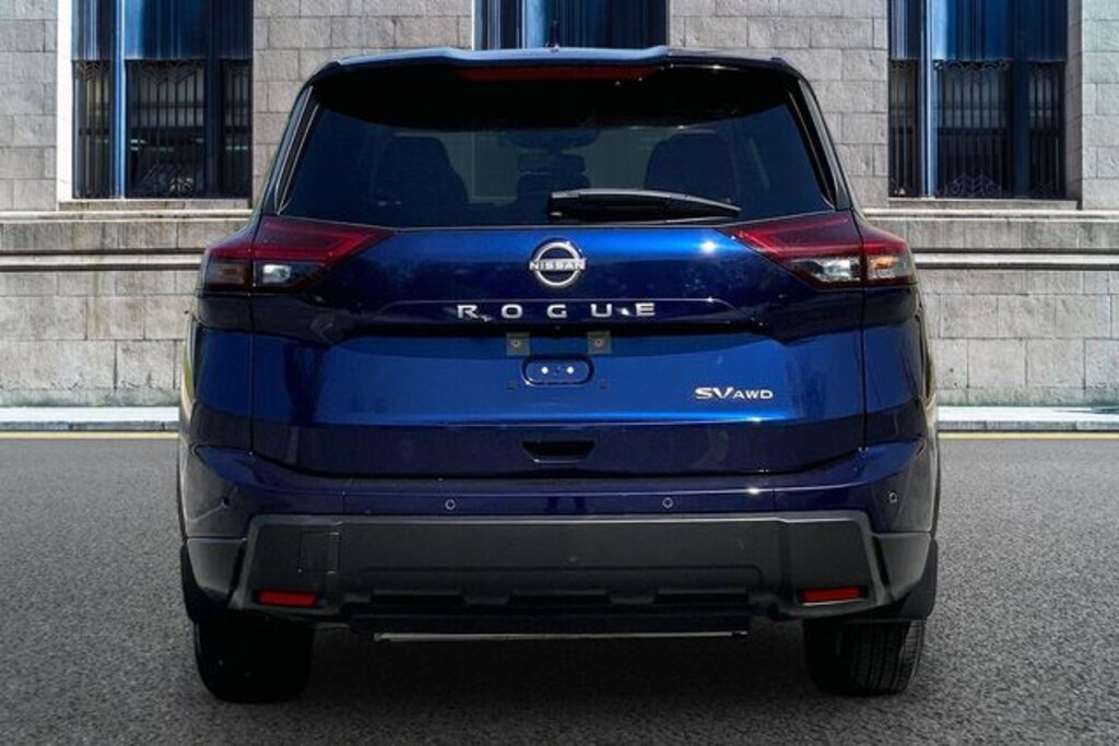 Used 2024 Nissan Rogue SV SUV