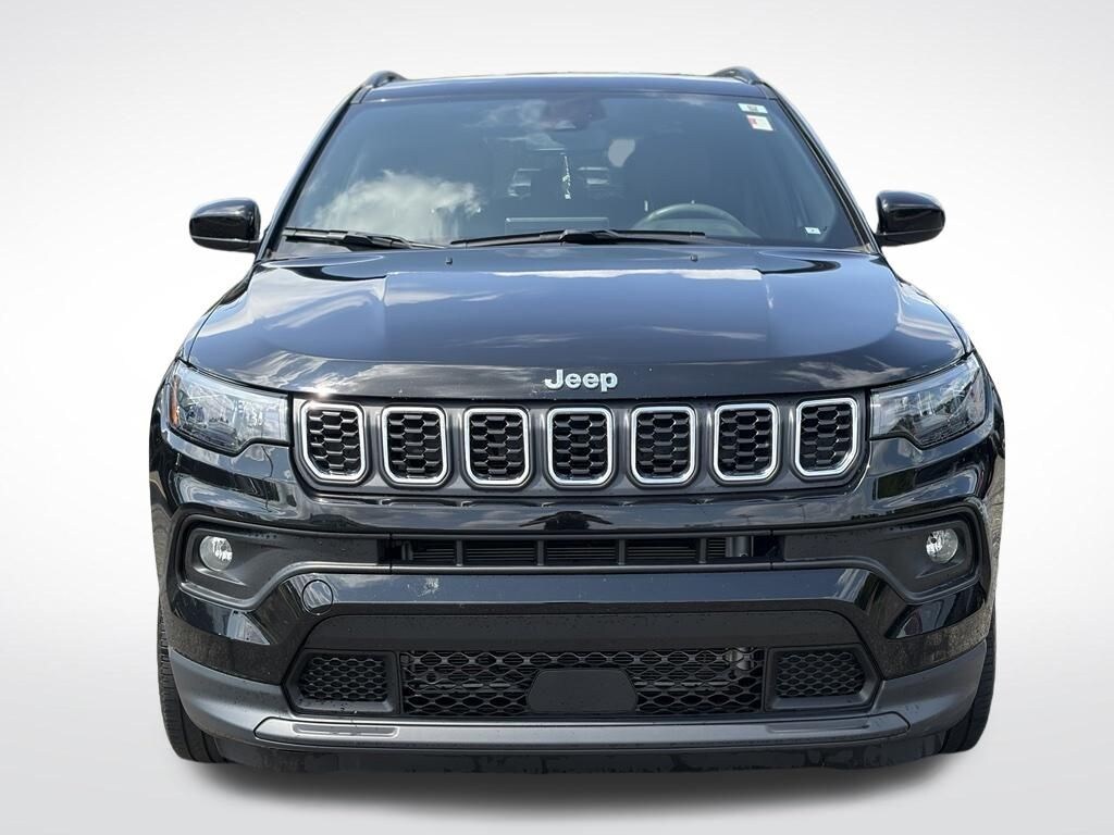 Used 2024 Jeep Compass Latitude Lux SUV