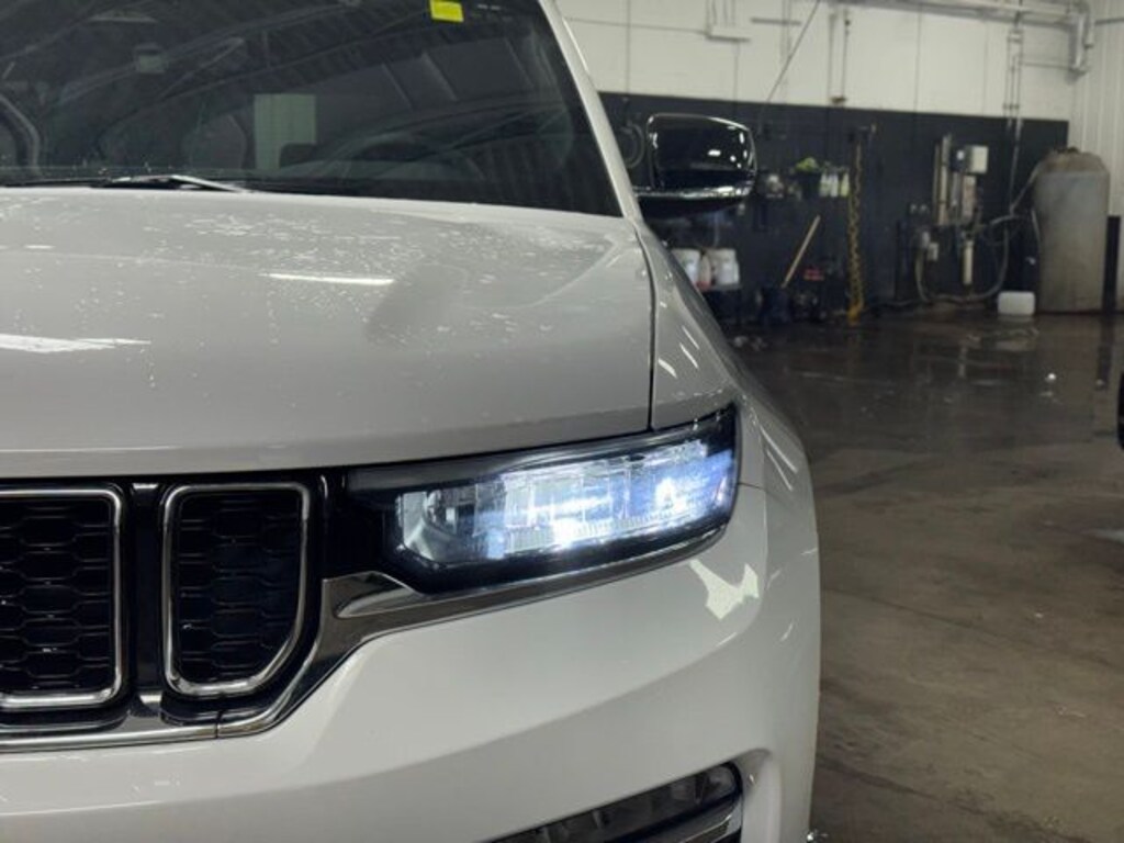 Certified 2025 Jeep Grand Cherokee Limited SUV