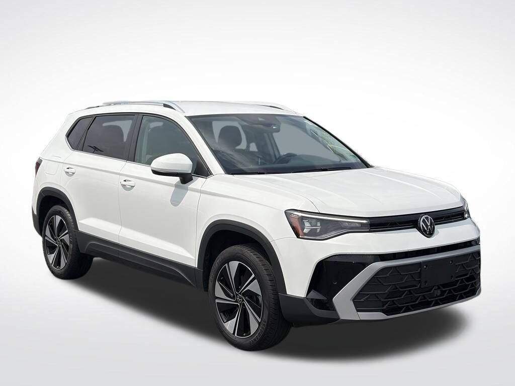 Used 2025 Volkswagen Taos 1.5T SE SUV