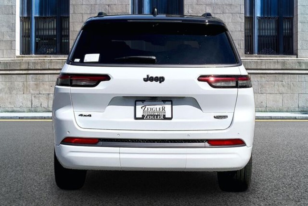 New 2026 Jeep Grand Cherokee L Summit SUV