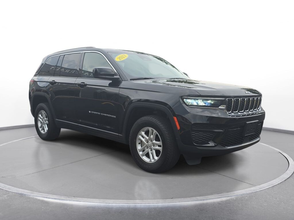 Certified 2023 Jeep Grand Cherokee Laredo SUV