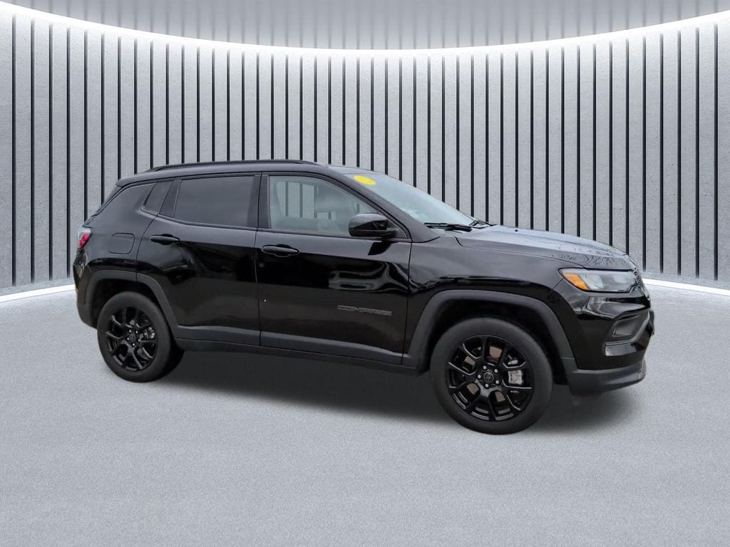New 2026 Jeep Compass Latitude SUV